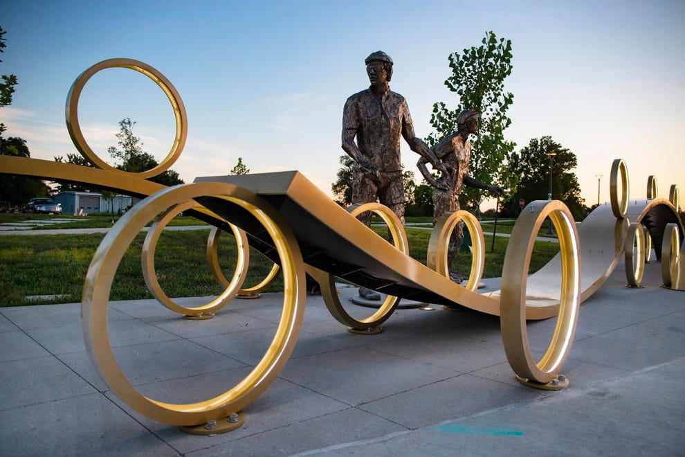 RAGBRAI Founders Statue